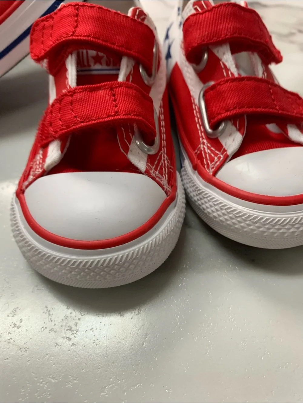 Converse TWINS Infants Kids Red, White & Blue Star Sneakers size 6 4th of july